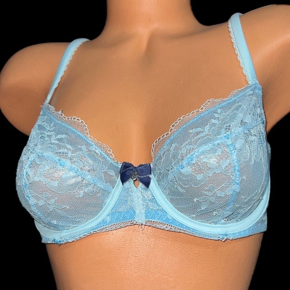 Victoria’s Secret Body Metallic Lace Unlined underwire bra 36B blue